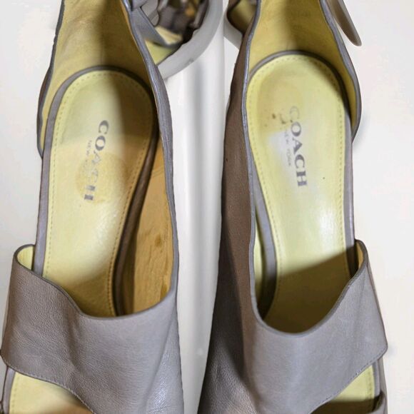 COACH Manhattan Heeled Sandal Pump Womens Sz 7 Leather Grey Open Toe Ankle Strap - Picture 3 of 9